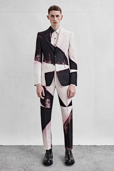 Look 7